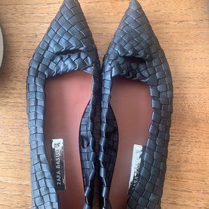 ZARA Black Pointed Flats Size 40  - Worn Once Indoors
